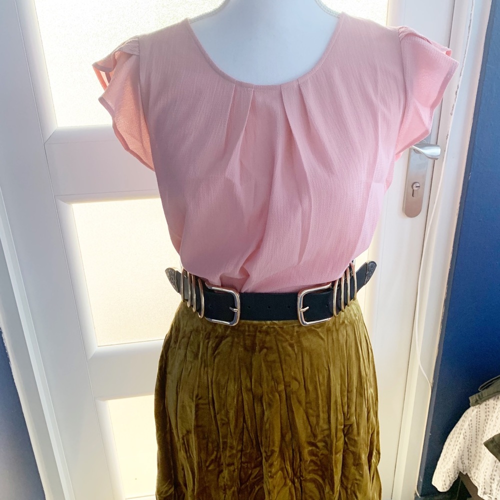 Forever 21 Pink Top